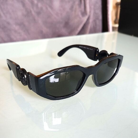 Versace Medusa Biggie Sunglasses - Picture 2 of 11